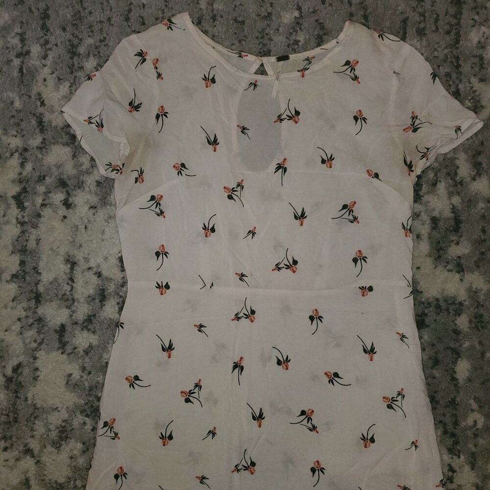 Free People Red Rose Floral Mini White Dress EUC - Picture 2 of 6